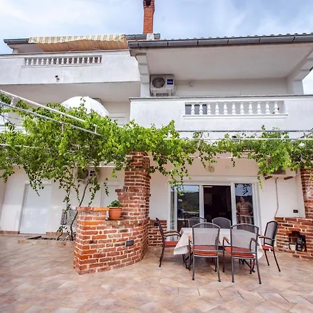 Bajcic Lejlighed Kampor